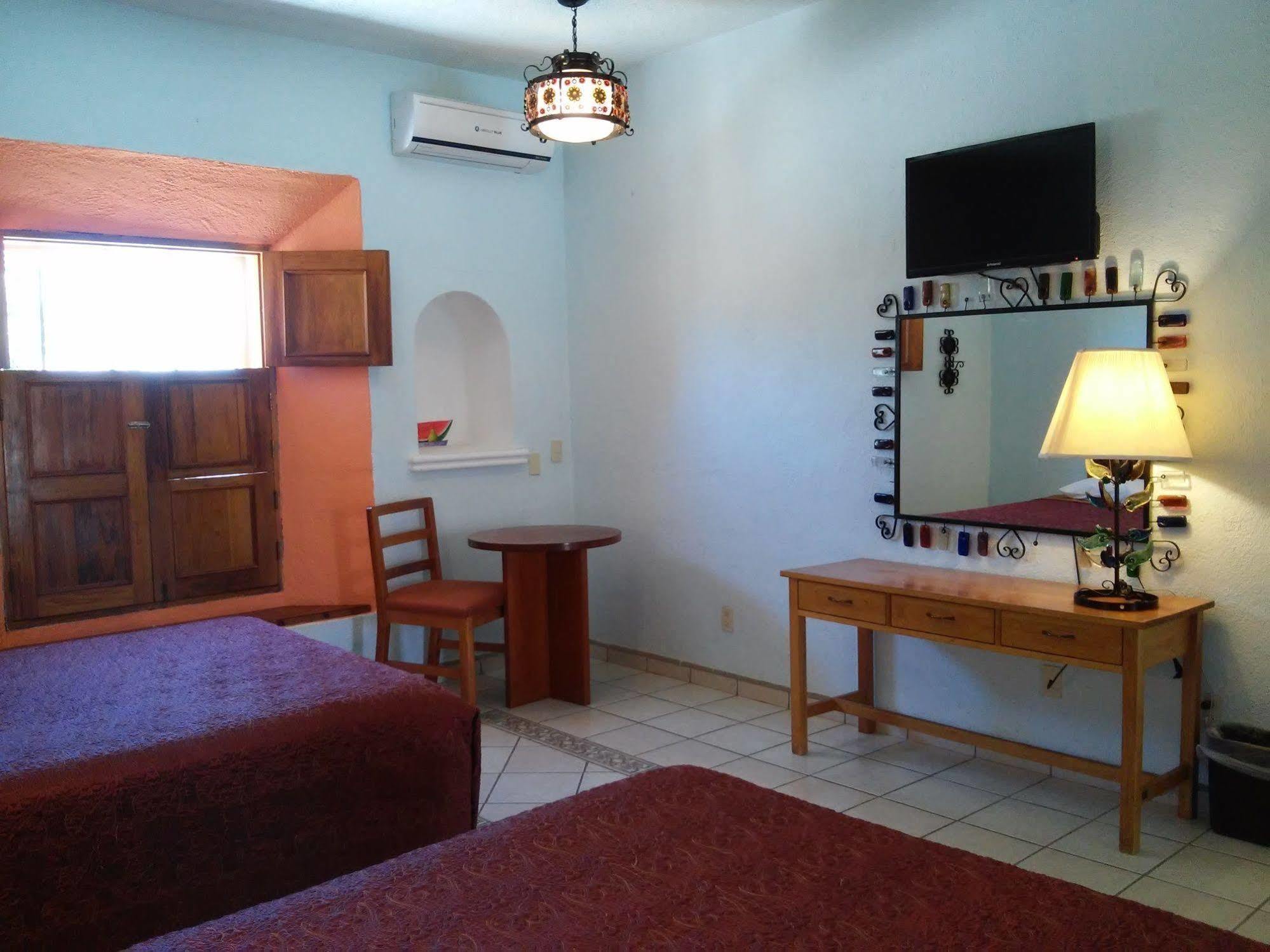 Hotel Mision Catavina ภายนอก รูปภาพ